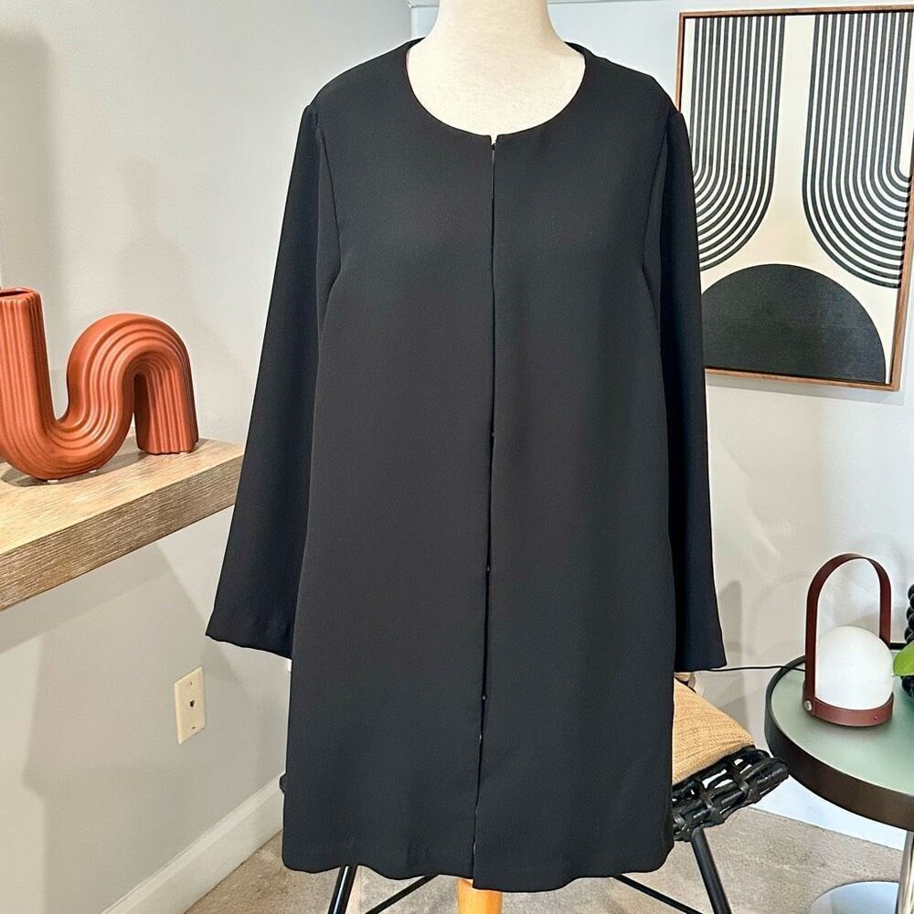 Emmelle Black Collarless Jacket Top
